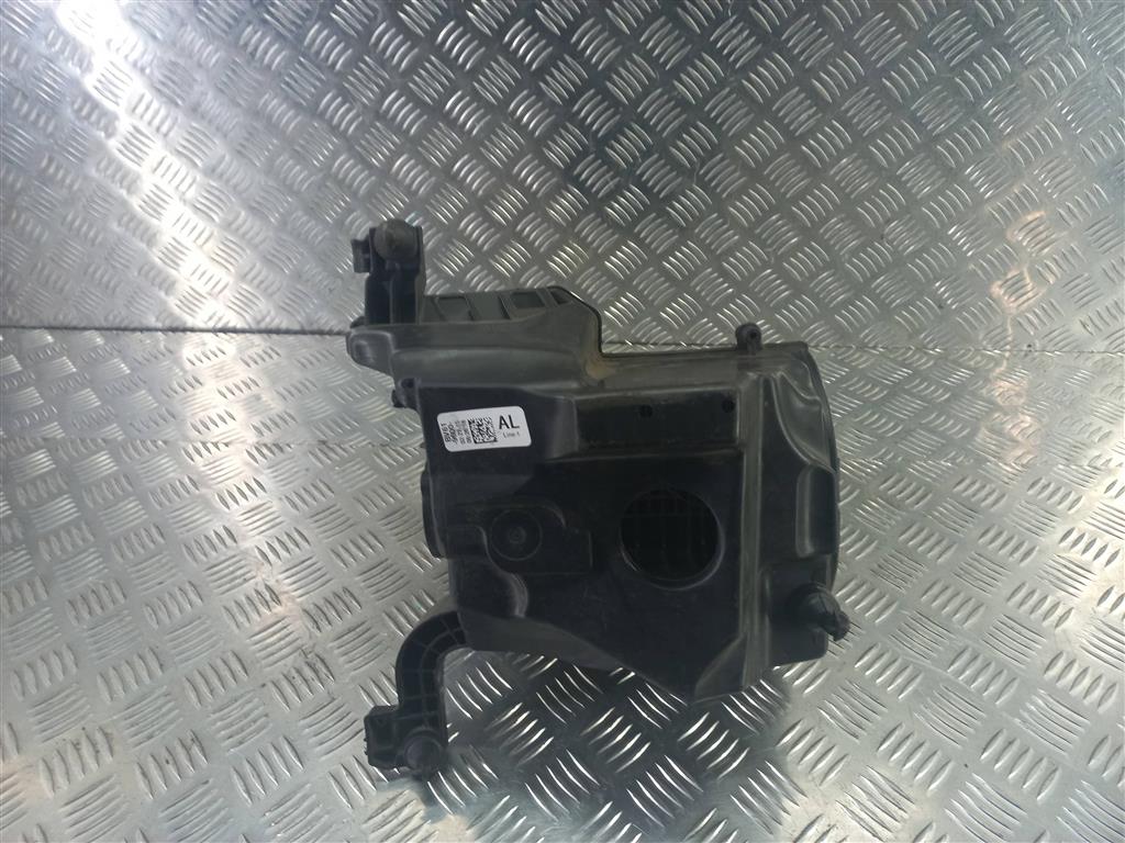 корпус воздушного фильтра FORD Focus 2.0 AMT (160 л.с.)Focus  III рестайлинг (2014—2019) Седан BV6Z9600C, 2700 рублей, Москва