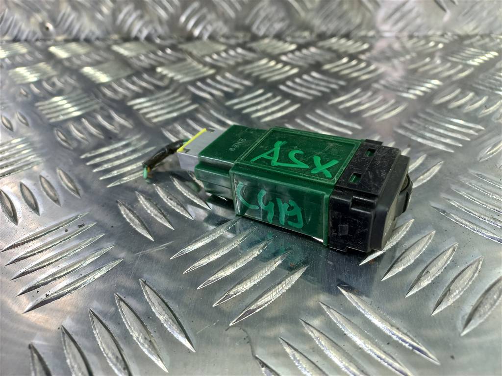 кнопка MITSUBISHI ASX  8614A038, 1090 рублей, Москва