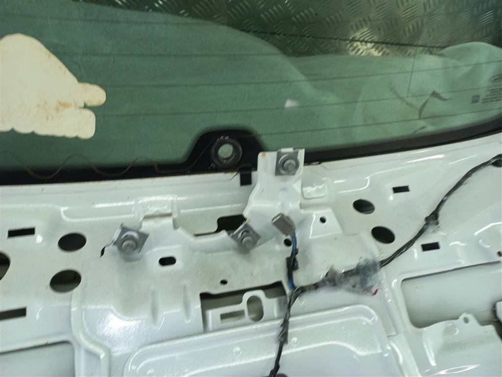 крышка багажника FORD Focus  1838957, 9600 рублей, Москва