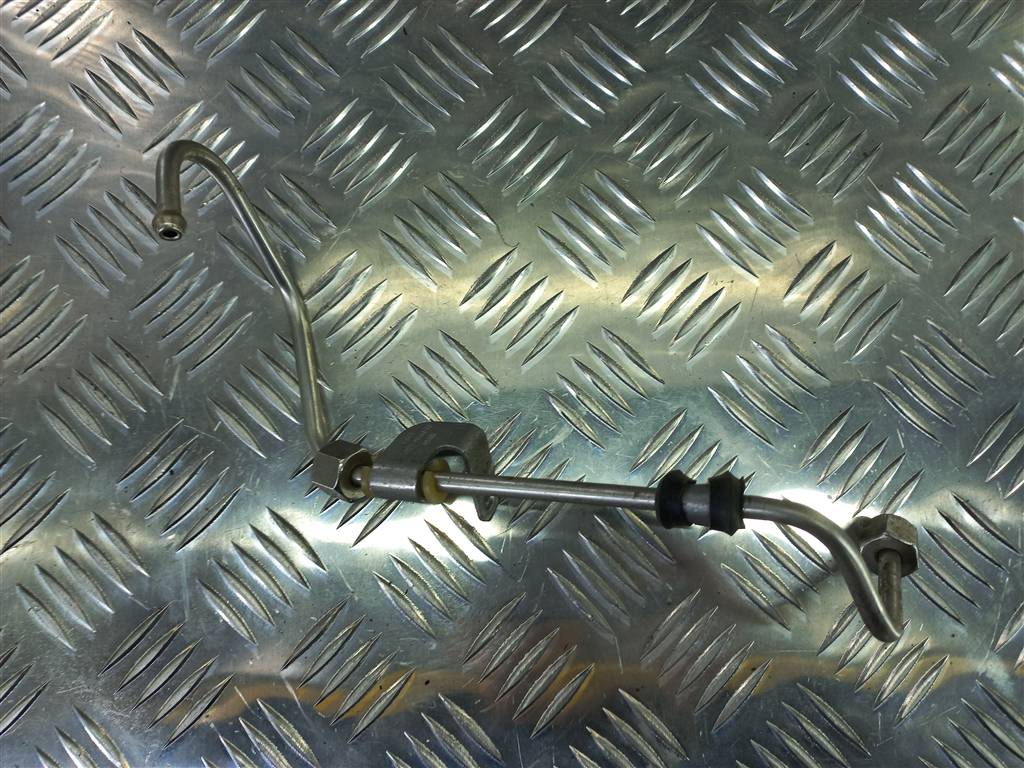 трубка топливная FORD Focus 2.0 AMT (160 л.с.)Focus  III рестайлинг (2014—2019) Седан CM5E9D350, 1550 рублей, Москва