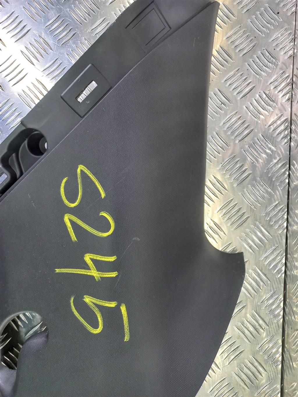 накладка салона FORD EXPLORER 3.5 4WD AT (290 л.с.)Explorer  V рестайлинг (2015—2018) Внедорожник FB537831332, 2010 рублей, Москва