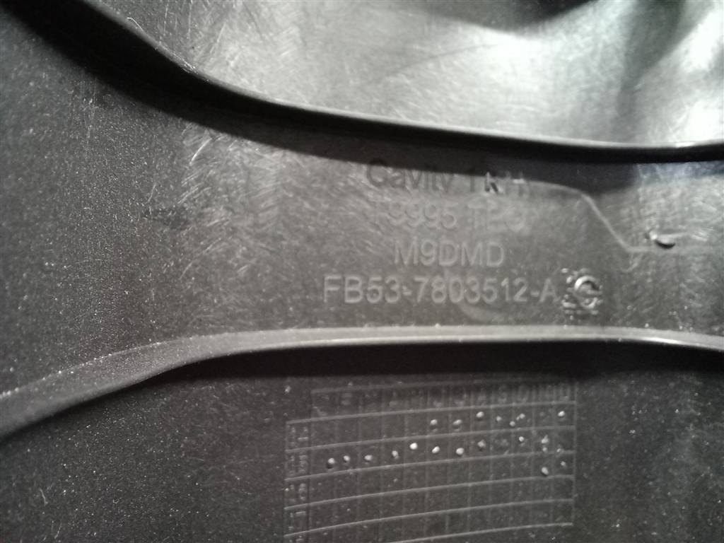 накладка салона FORD EXPLORER 3.5 4WD AT (290 л.с.)Explorer  V рестайлинг (2015—2018) Внедорожник FB537803512, 3050 рублей, Москва