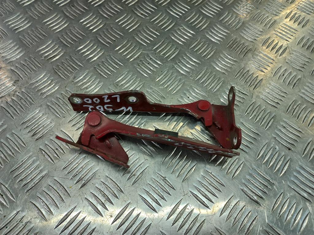 петли капота MITSUBISHI L200  2.5 DI-D 4WD MT (178 л.с.)L200  IV (2006—2014) Пикап MR473529, 1090 рублей, Москва