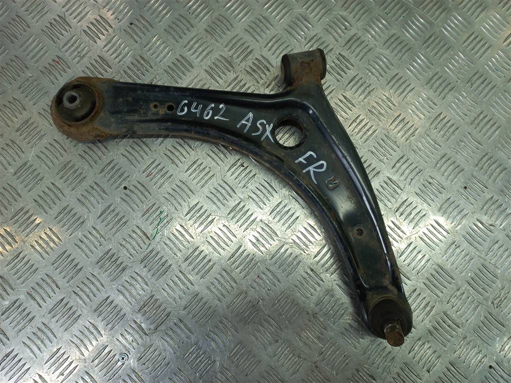 рычаг MITSUBISHI ASX  4013A282, 2360 рублей, Москва