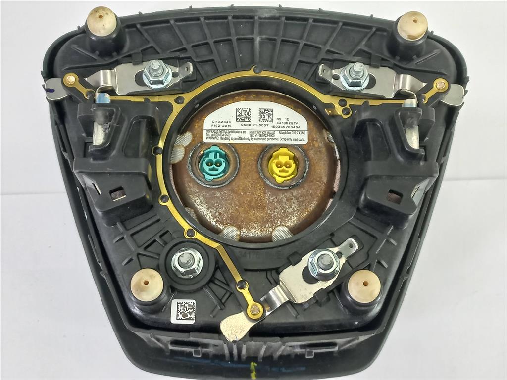 подушка безопасности водителя FORD Focus 2.0 AMT (160 л.с.)Focus  III рестайлинг (2014—2019) Седан F1EZ-58043B13-AH, 18100 рублей, Москва