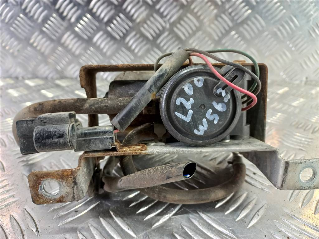 мотор блокировки моста MITSUBISHI L200  2.5 DI-D 4WD MT (178 л.с.)L200  IV (2006—2014) Пикап 3590A001, 15350 рублей, Москва