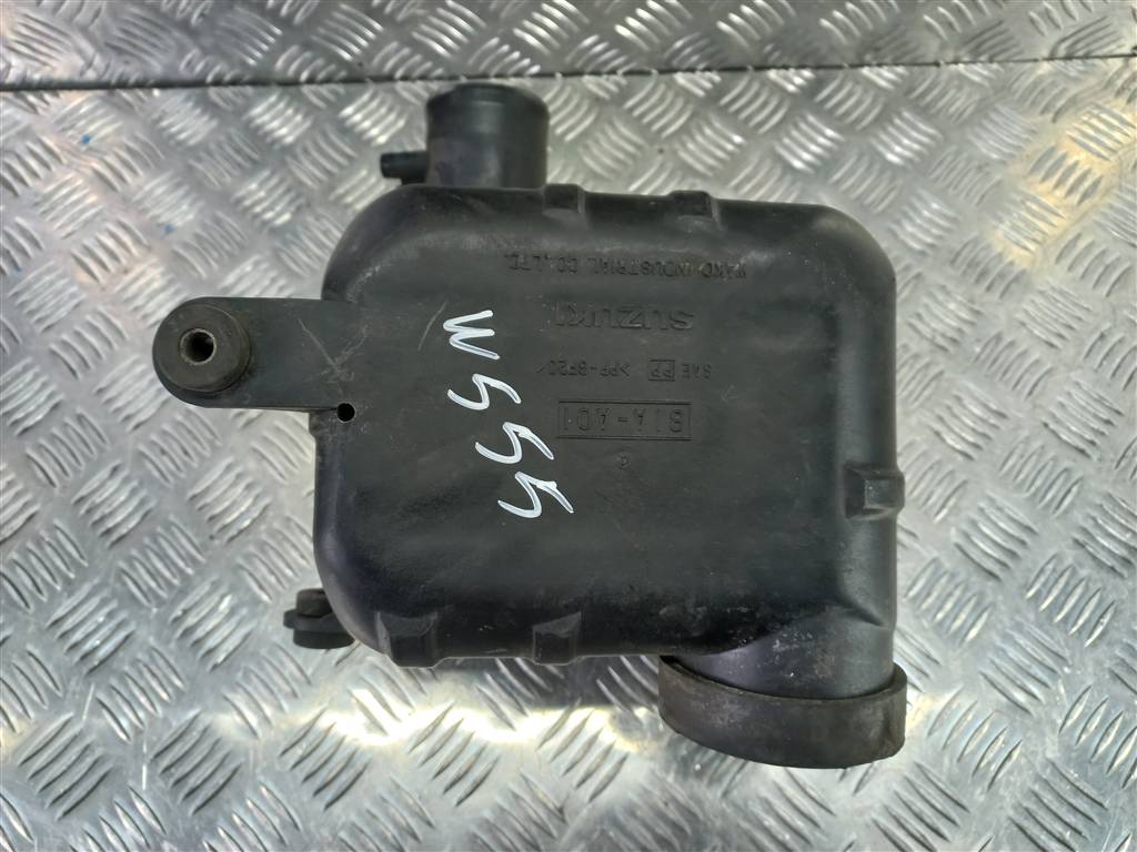 корпус воздушного фильтра SUZUKI JIMNY 1.3 4WD MT (86 л.с.)Jimny  III рестайлинг (2005—2012) Внедорожник 1370076J00, 3740 рублей, Москва