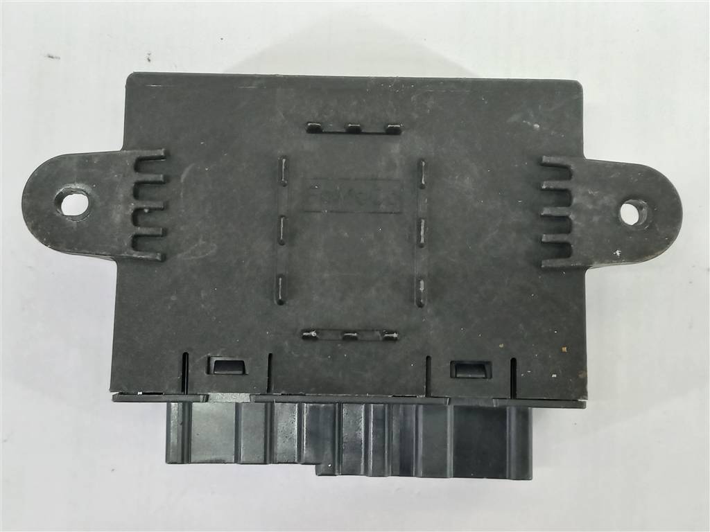 блок комфорта FORD EXPLORER 3.5 4WD AT (290 л.с.)Explorer  V рестайлинг (2015—2018) Внедорожник DG9T14B533, 2240 рублей, Москва