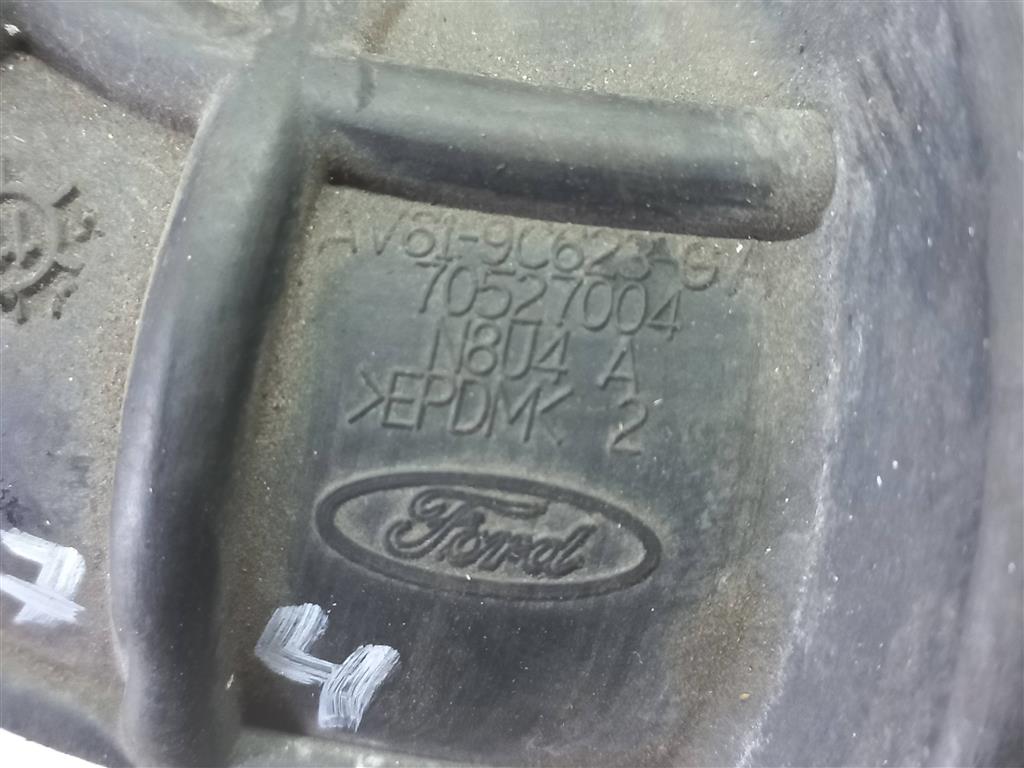 патрубок воздушного фильтра FORD Focus  1725324, 1440 рублей, Москва