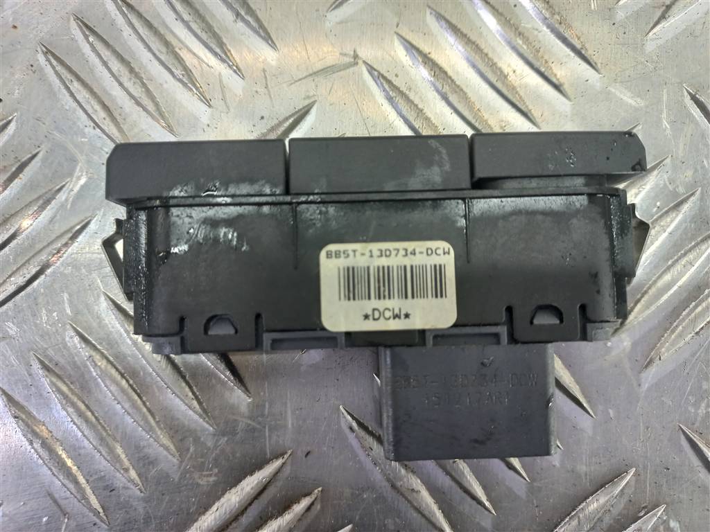 кнопка FORD EXPLORER 3.5 4WD AT (290 л.с.)Explorer  V рестайлинг (2015—2018) Внедорожник BB5T13D734, 2470 рублей, Москва