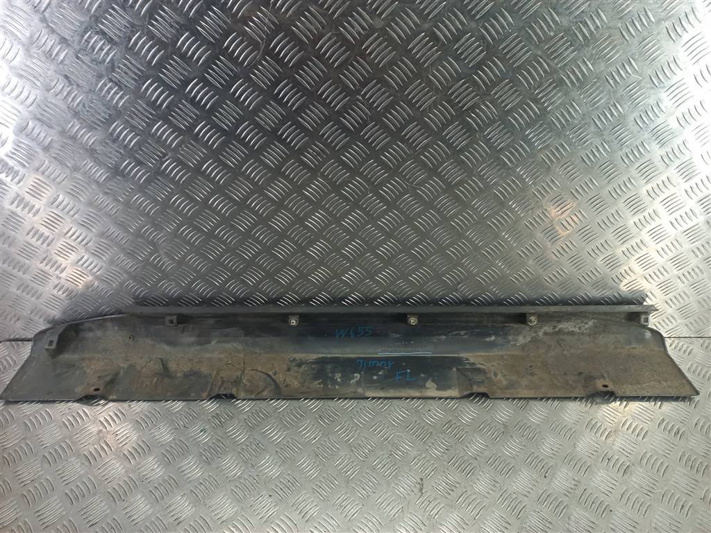 накладка порога SUZUKI JIMNY 1.3 AT (85 л.с.)Jimny  III рестайлинг (2005—2012) Внедорожник 7764181a00, 4890 рублей, Москва