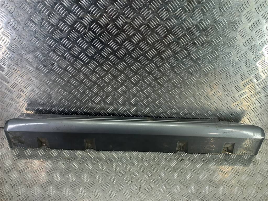 накладка порога SUZUKI JIMNY 1.3 AT (85 л.с.)Jimny  III рестайлинг (2005—2012) Внедорожник 7764181a00, 4890 рублей, Москва