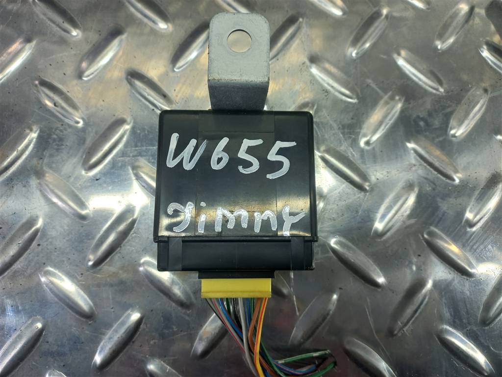 блок управления полным приводом SUZUKI JIMNY 1.3 AT (85 л.с.)Jimny  III рестайлинг (2005—2012) Внедорожник 3888582C00, 1780 рублей, Москва