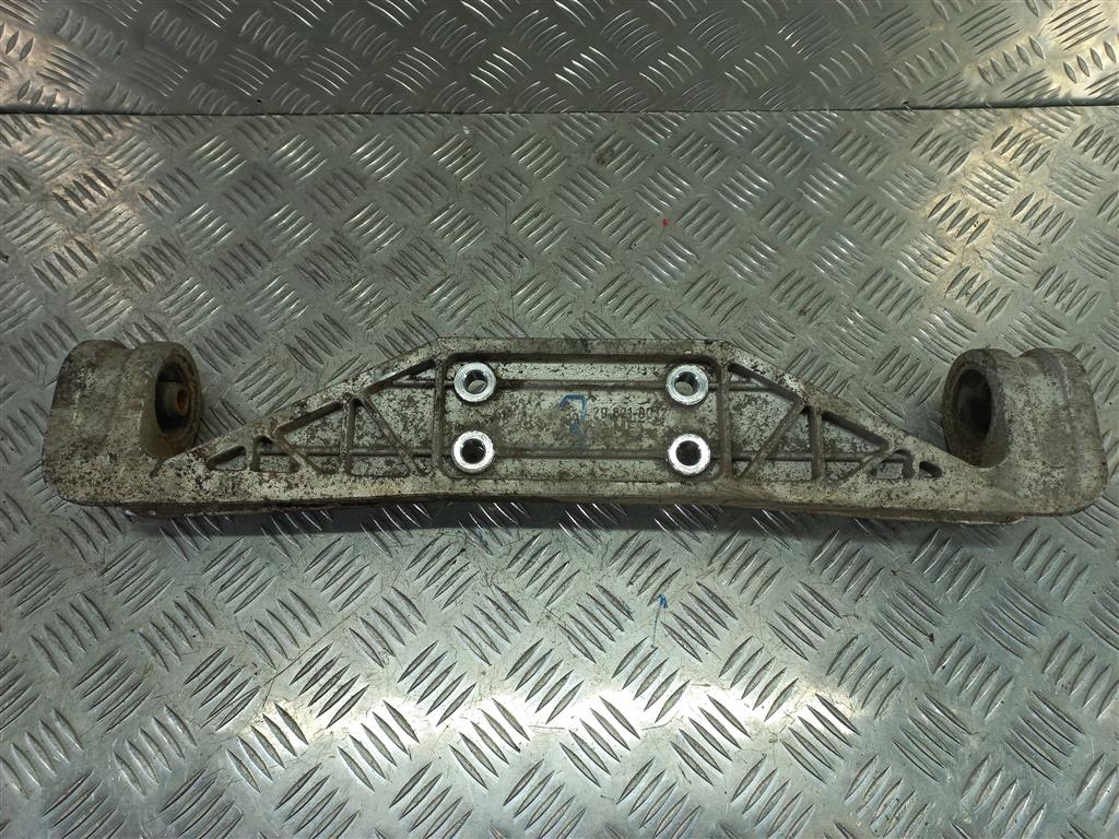 кронштейн редуктора заднего моста SUZUKI SX4 1.6 4WD MT (112 л.с.)SX4  I рестайлинг (2009—2014) Внедорожник 29620-80J20, 3050 рублей, Москва