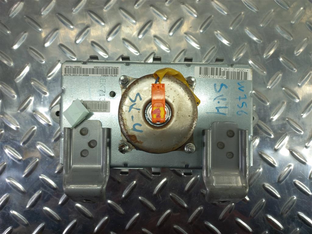 подушка безопасности пассажира SUZUKI SX4 1.6 4WD MT (112 л.с.)SX4  I рестайлинг (2009—2014) Внедорожник 7392079j00, 7190 рублей, Москва