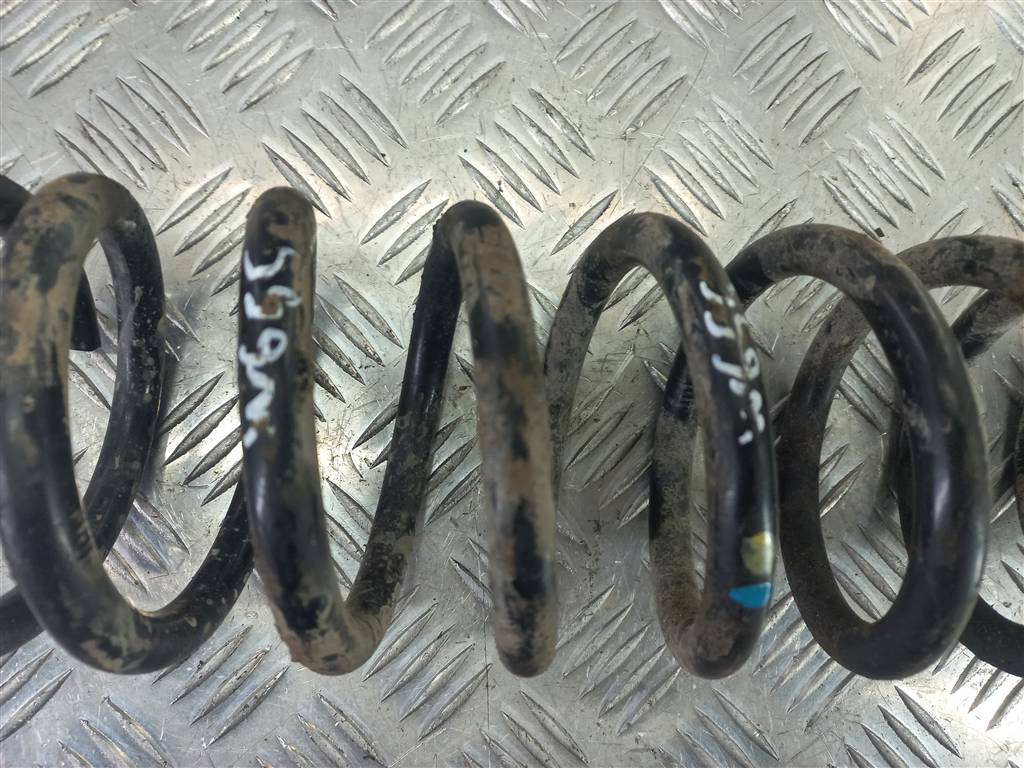 пружина SUZUKI JIMNY 1.3 AT (85 л.с.)Jimny  III рестайлинг (2005—2012) Внедорожник 41311-81A50, 2700 рублей, Москва