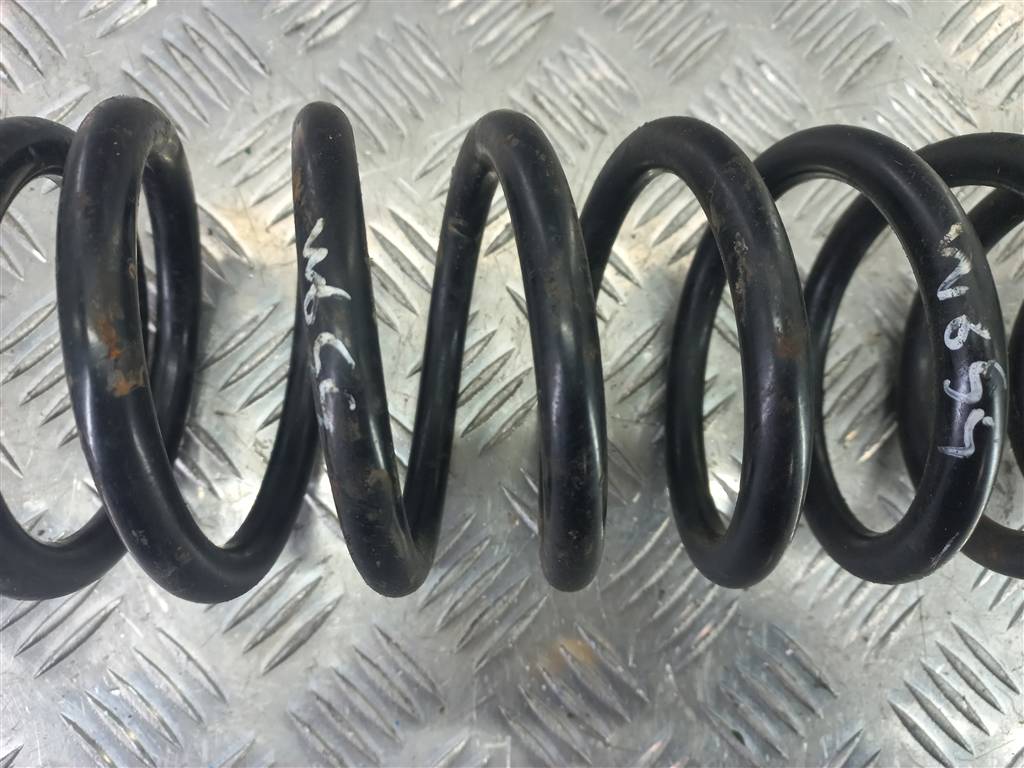 пружина SUZUKI JIMNY 1.3 AT (85 л.с.)Jimny  III рестайлинг (2005—2012) Внедорожник 41311-81A50, 2700 рублей, Москва