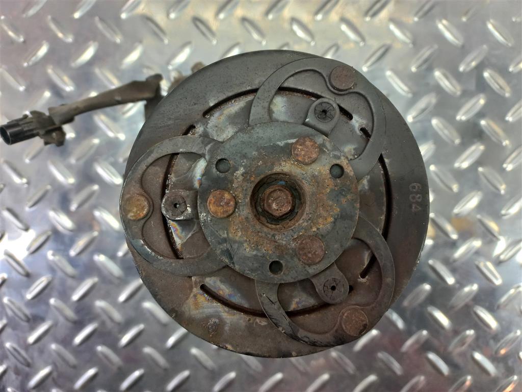 компрессор кондиционера SUZUKI Grand Vitara 2.0 4WD AT (140 л.с.)Grand Vitara  II (2005—2008) Внедорожник 9520064JB1, 17650 рублей, Москва