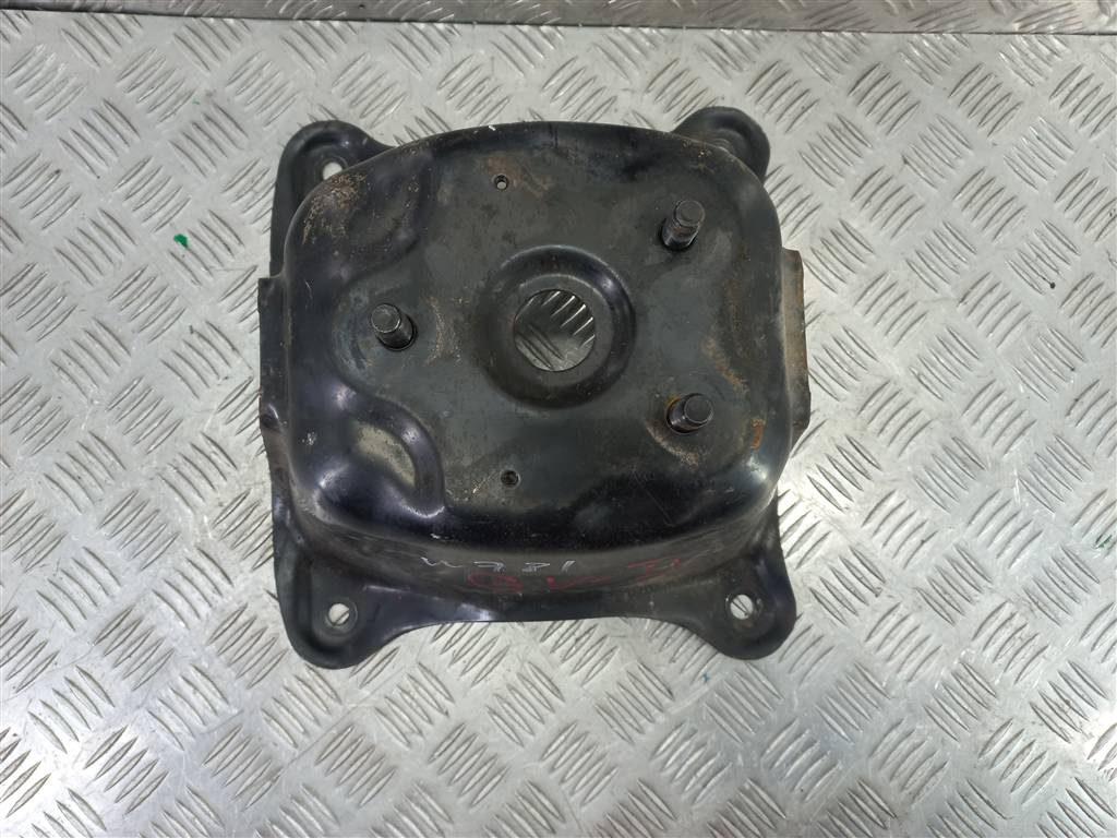 кронштейн запасного колеса SUZUKI Grand Vitara  8396165J00, 520 рублей, Москва