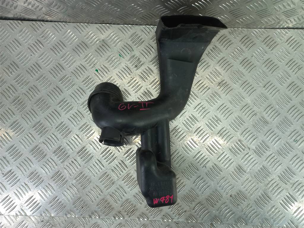 воздухозаборник SUZUKI Grand Vitara 2.0 4WD AT (140 л.с.)Grand Vitara  II (2005—2008) Внедорожник 13820-65J00, 1670 рублей, Москва