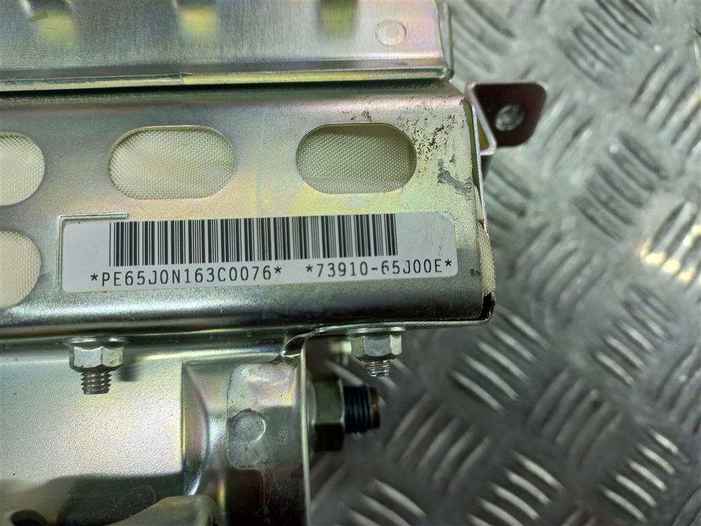 подушка безопасности пассажира SUZUKI Grand Vitara 2.0 4WD AT (140 л.с.)Grand Vitara  II (2005—2008) Внедорожник 73910-65J00, 2240 рублей, Москва