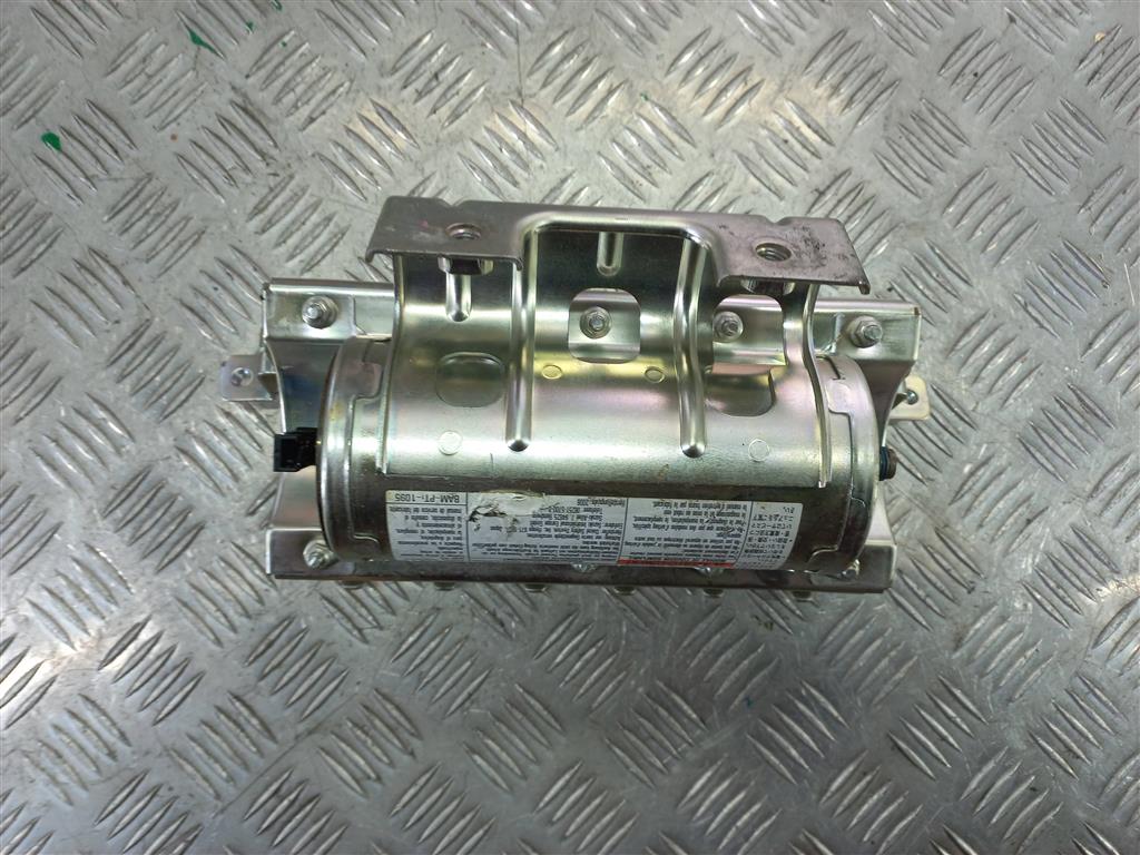 подушка безопасности пассажира SUZUKI Grand Vitara 2.0 4WD AT (140 л.с.)Grand Vitara  II (2005—2008) Внедорожник 73910-65J00, 2240 рублей, Москва