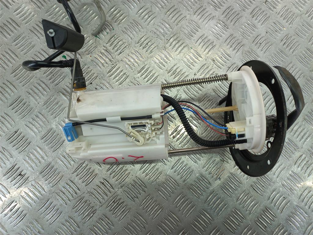 насос топливный (бензонасос) SUZUKI Grand Vitara 2.0 4WD AT (140 л.с.)Grand Vitara  II (2005—2008) Внедорожник 15100-65J02, 2360 рублей, Москва