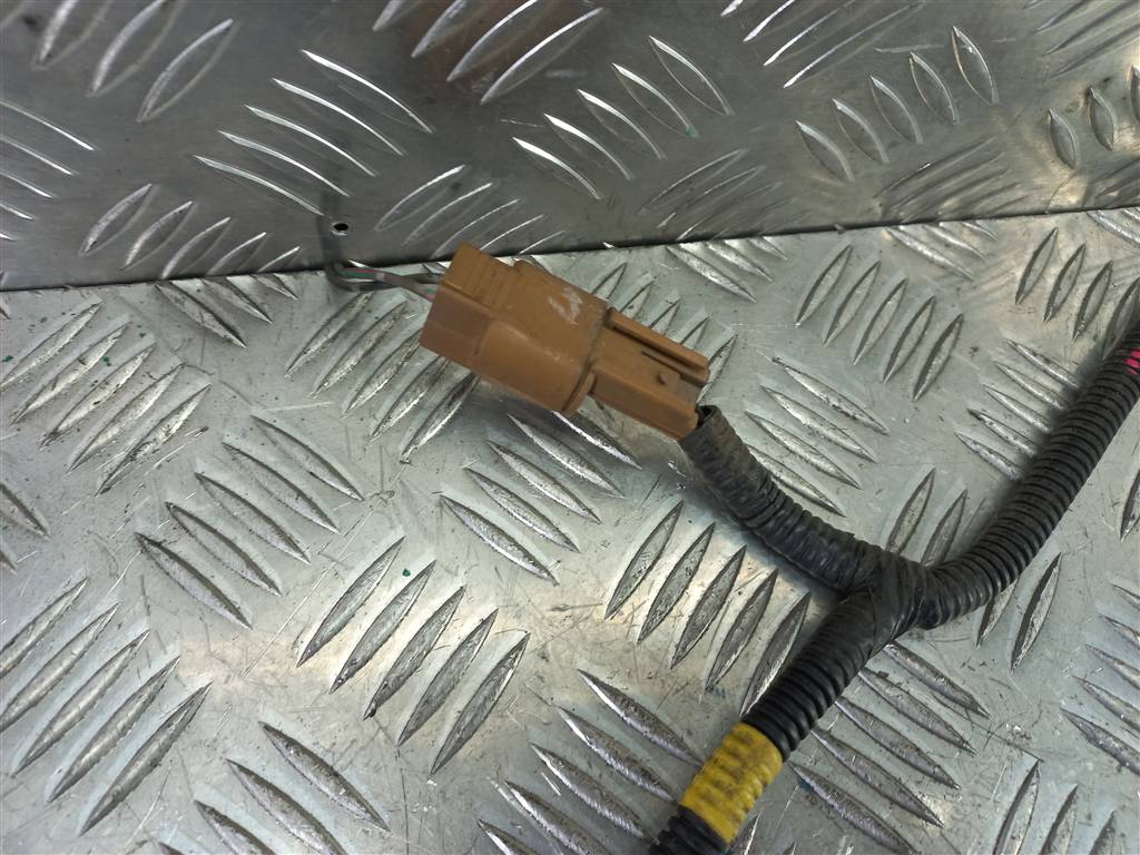 проводка (коса) MITSUBISHI PAJERO SPORT 3.0 AT (170 л.с.)Pajero Sport  I (1996—2004) Внедорожник MR502465, 10750 рублей, Москва