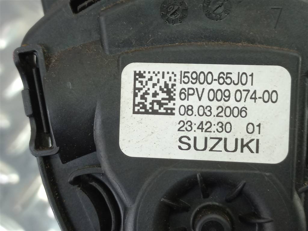 педаль газа SUZUKI Grand Vitara 2.0 4WD AT (140 л.с.)Grand Vitara  II (2005—2008) Внедорожник 1590065J01, 860 рублей, Москва