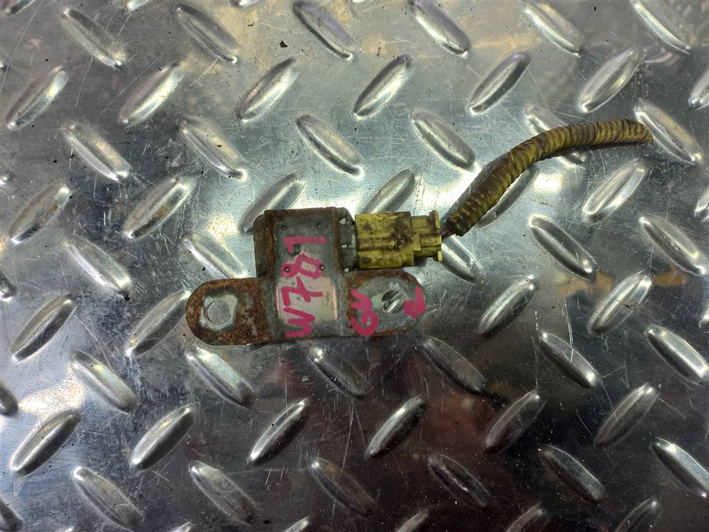 датчик удара (air bag) SUZUKI Grand Vitara 2.0 4WD AT (140 л.с.)Grand Vitara  II (2005—2008) Внедорожник 3893065J00, 520 рублей, Москва