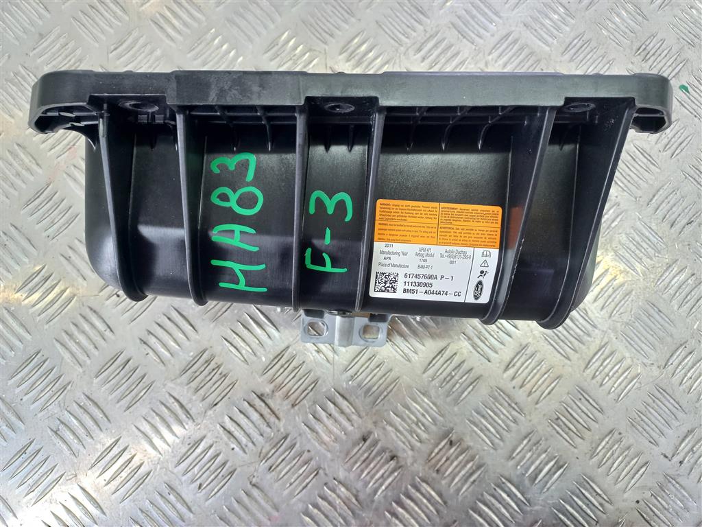 подушка безопасности пассажира FORD Focus  1780158, 3279 рублей, Москва