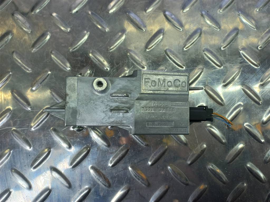 колонка рулевая FORD Focus  7G913E880, 2130 рублей, Москва