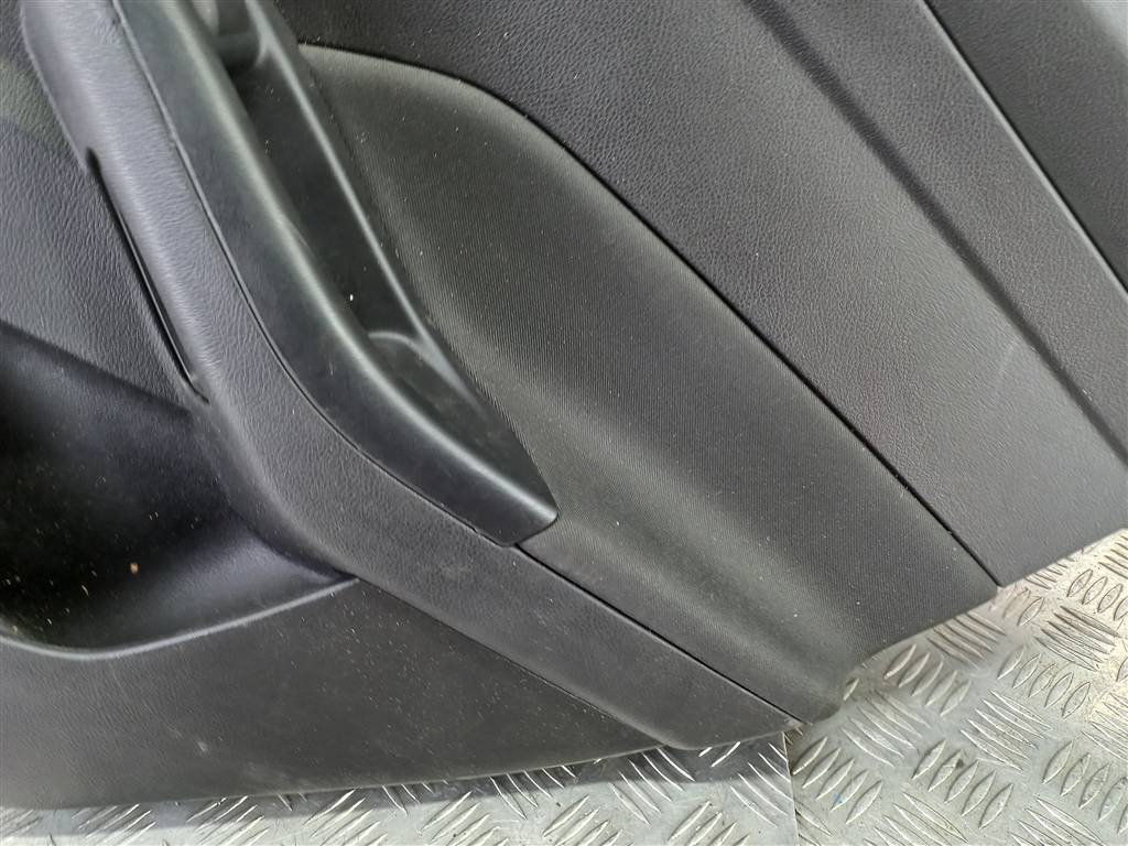 обшивка двери FORD Focus 2.0 AMT (160 л.с.)Focus  III рестайлинг (2014—2019) Седан PF1EBA27406, 1550 рублей, Москва