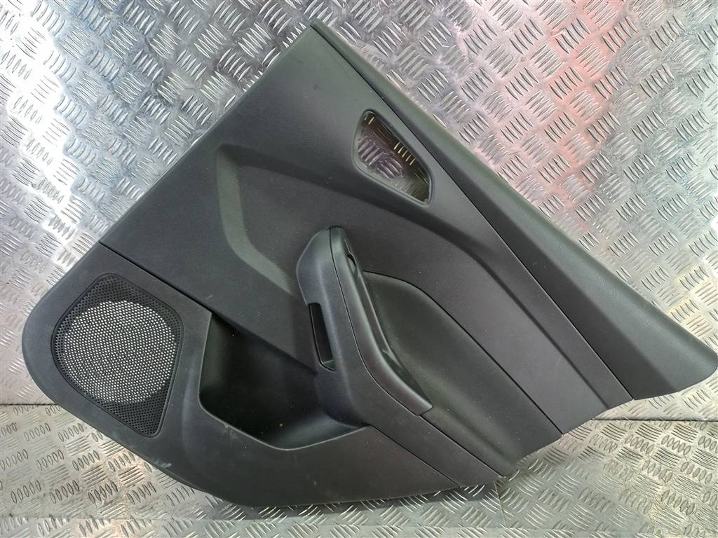 обшивка двери FORD Focus 2.0 AMT (160 л.с.)Focus  III рестайлинг (2014—2019) Седан PF1EBA27406, 1550 рублей, Москва