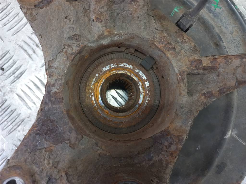 кулак Renault Duster  8200881914, 11210 рублей, Москва