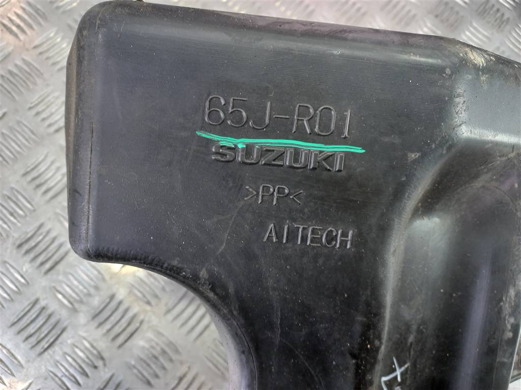резонатор воздушного фильтра SUZUKI Grand Vitara 2.0 4WD MT (140 л.с.)Grand Vitara  II (2005—2008) Внедорожник 13761-65J00, 2470 рублей, Москва