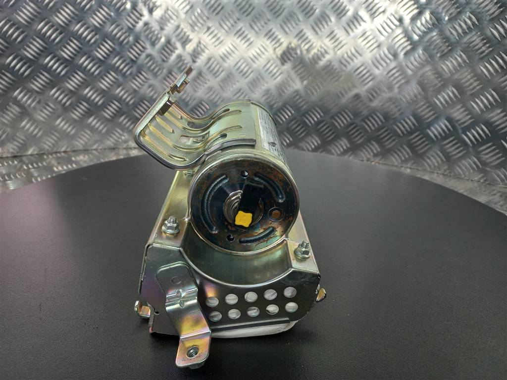 подушка безопасности пассажира SUZUKI Grand Vitara 2.0 4WD MT (140 л.с.)Grand Vitara  II (2005—2008) Внедорожник 73910-65J00, 2240 рублей, Москва