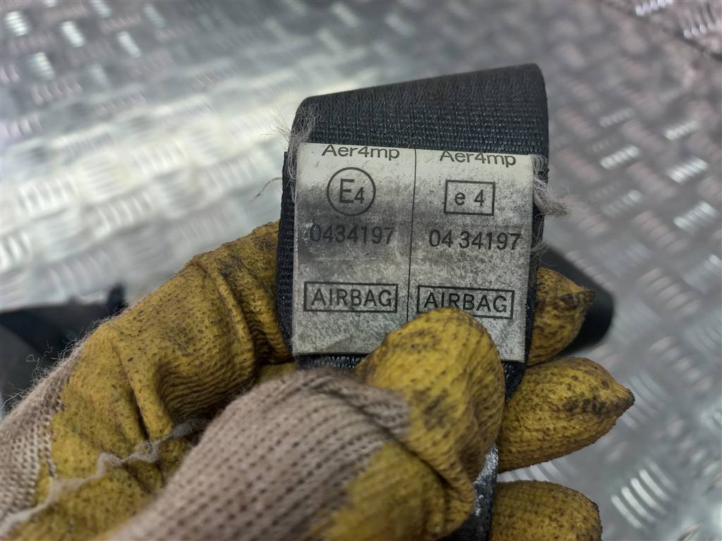 ремень безопасности SUZUKI Grand Vitara 2.0 4WD MT (140 л.с.)Grand Vitara  II (2005—2008) Внедорожник 8490165J12BHE, 2700 рублей, Москва