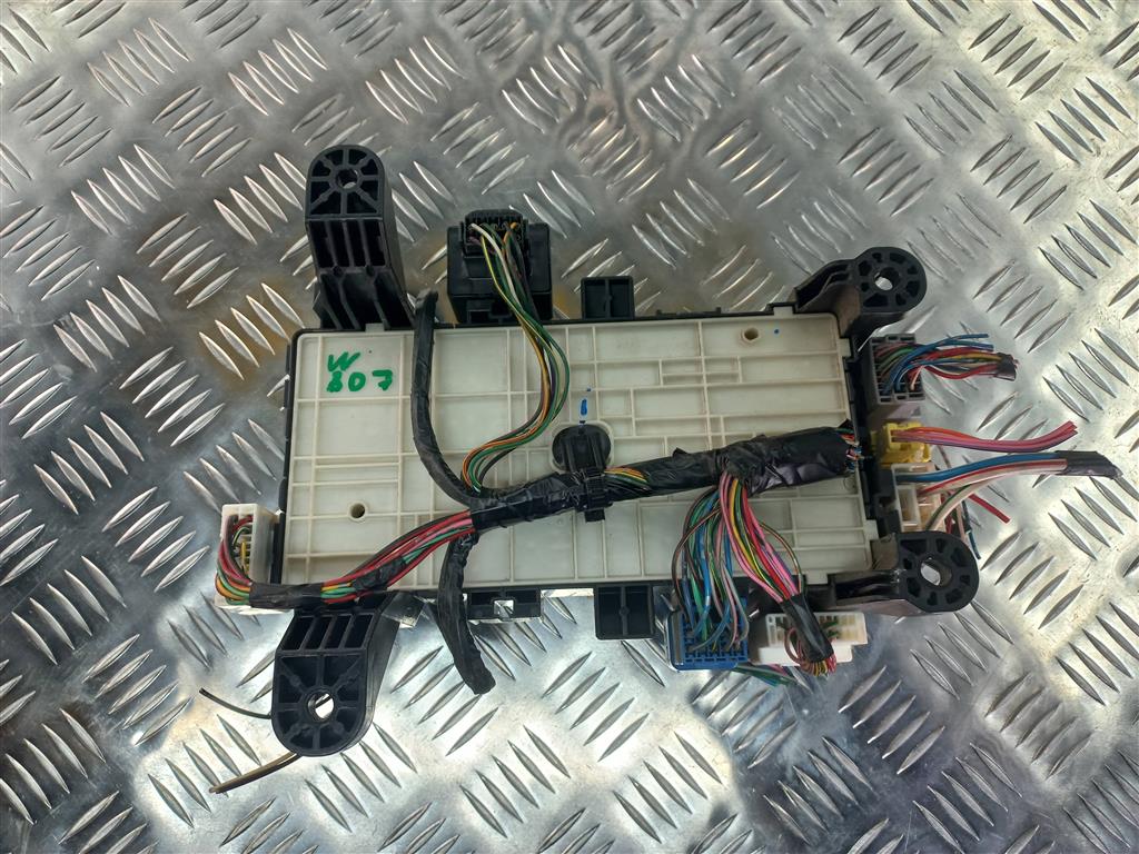 блок предохранителей салон SUZUKI Grand Vitara 2.0 4WD MT (140 л.с.)Grand Vitara  II (2005—2008) Внедорожник 36710-64J00, 980 рублей, Москва