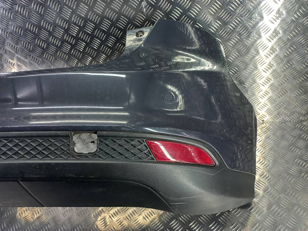 бампер FORD Focus  1744014, 8220 рублей, Москва