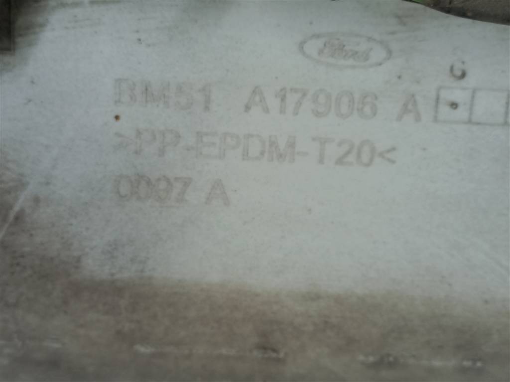 бампер FORD Focus  1744014, 8220 рублей, Москва