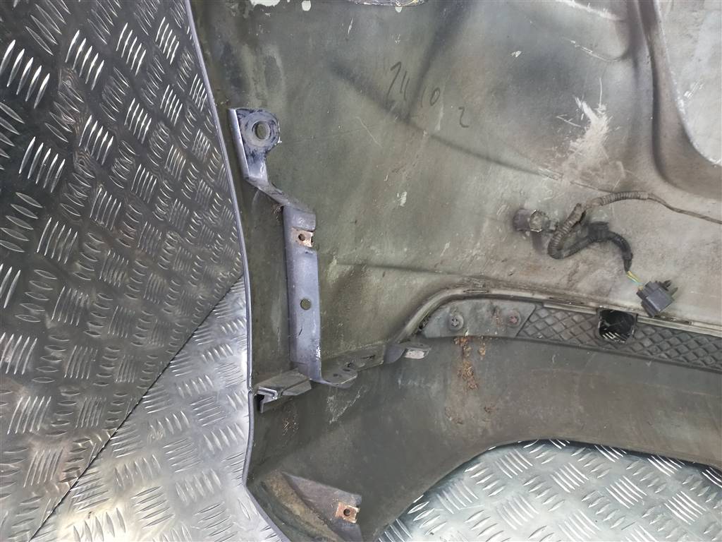 бампер FORD Focus  1744014, 8220 рублей, Москва