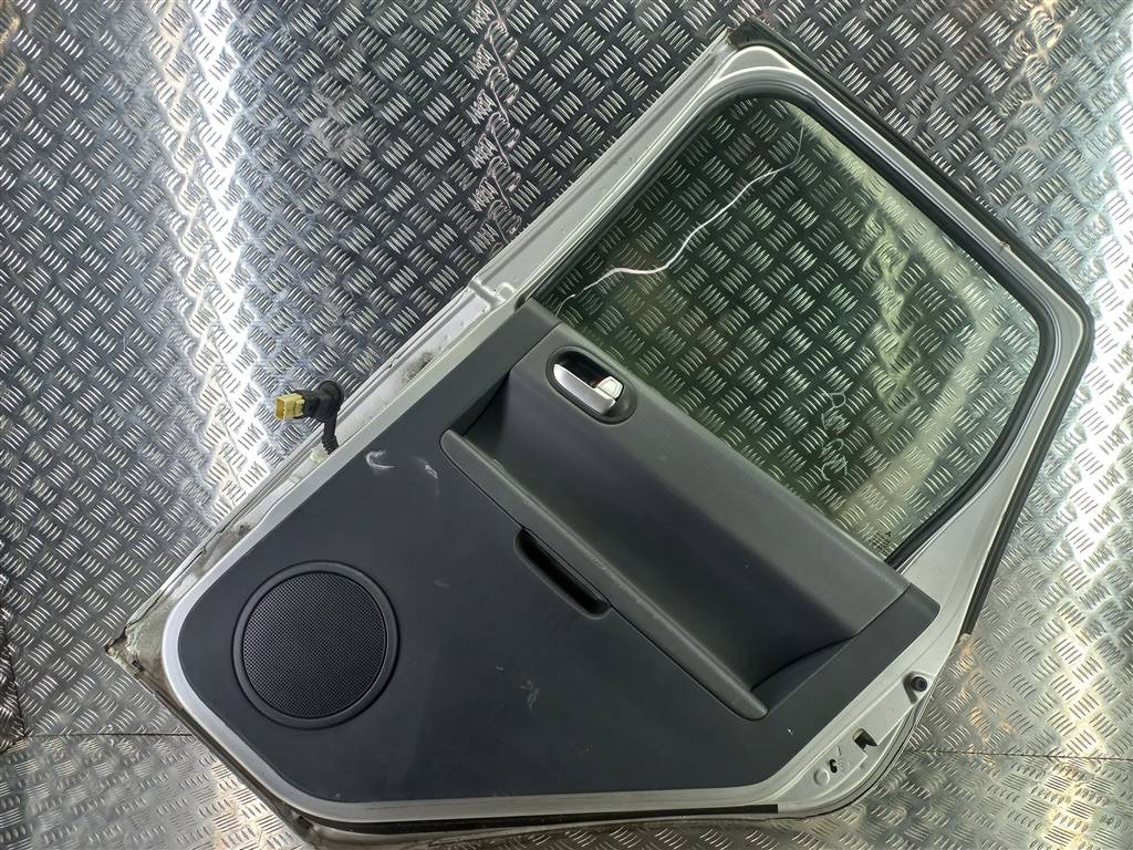 дверь MITSUBISHI COLT  MN161892, 3160 рублей, Москва