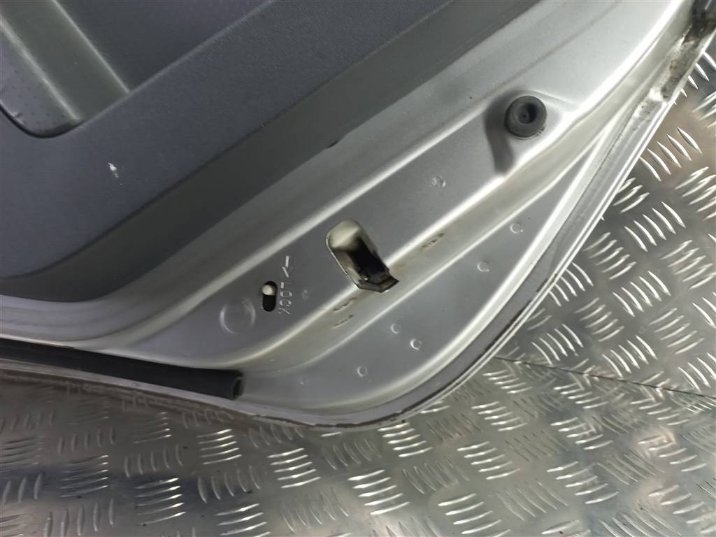 дверь MITSUBISHI COLT  MN161892, 3160 рублей, Москва