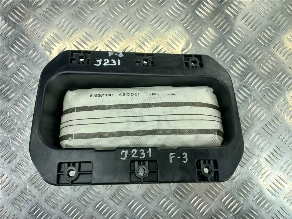 подушка безопасности пассажира FORD Focus  1780158, 3279 рублей, Москва