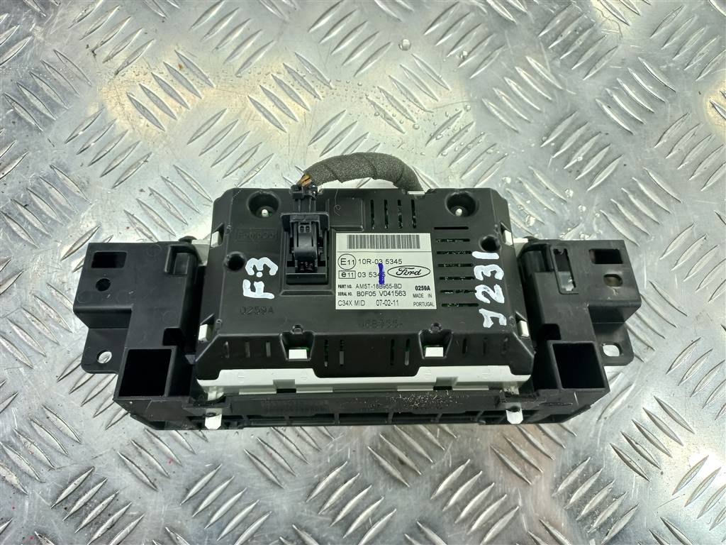 дисплей информационный FORD Focus  1940785, 2470 рублей, Москва