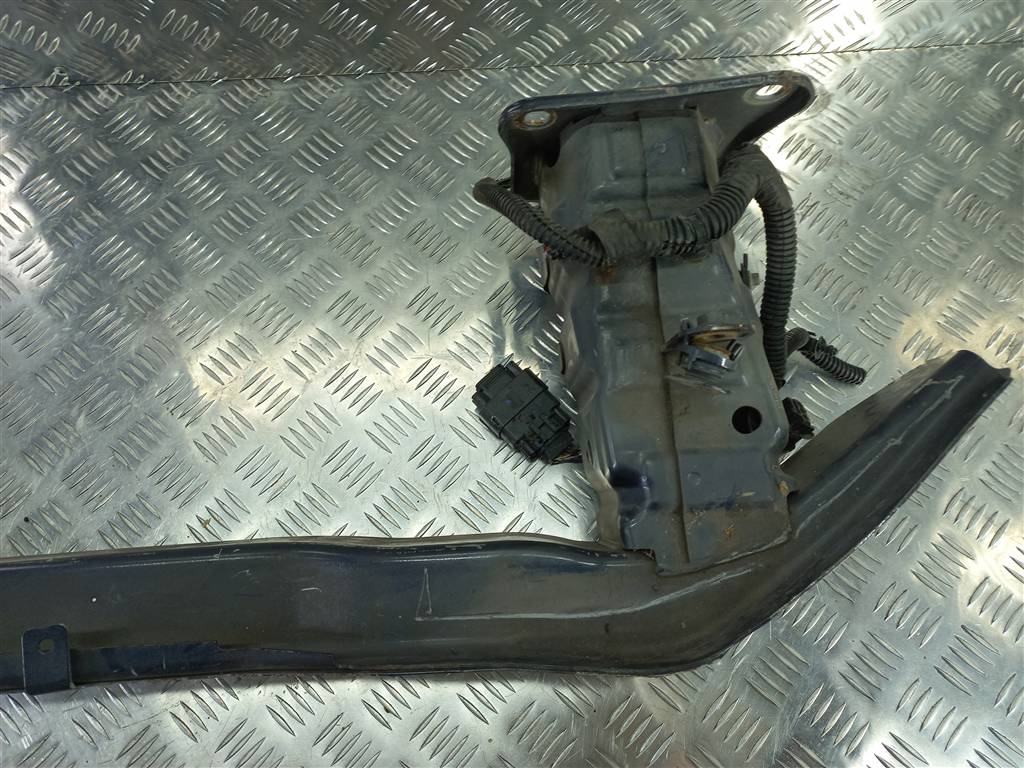 усилитель бампера FORD Focus  1860770, 8450 рублей, Москва