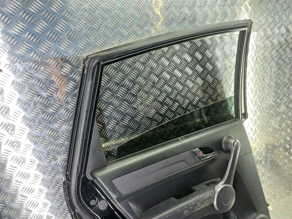 дверь HONDA CR-V 2.0 4WD MT (150 л.с.)CR-V  III (2006—2009) Внедорожник 67550SWAA00ZZ, 10750 рублей, Москва