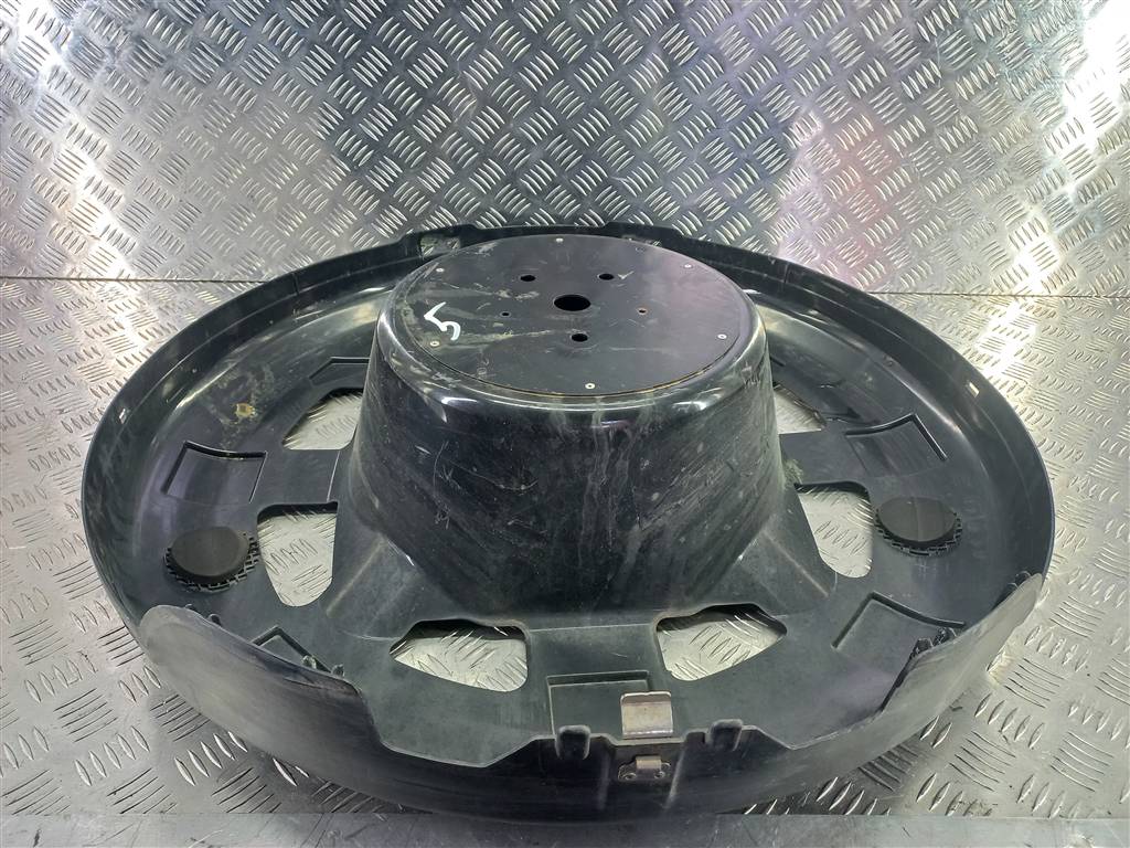 кожух запасного колеса SUZUKI Grand Vitara  72821-65JT0-A, 18800 рублей, Москва