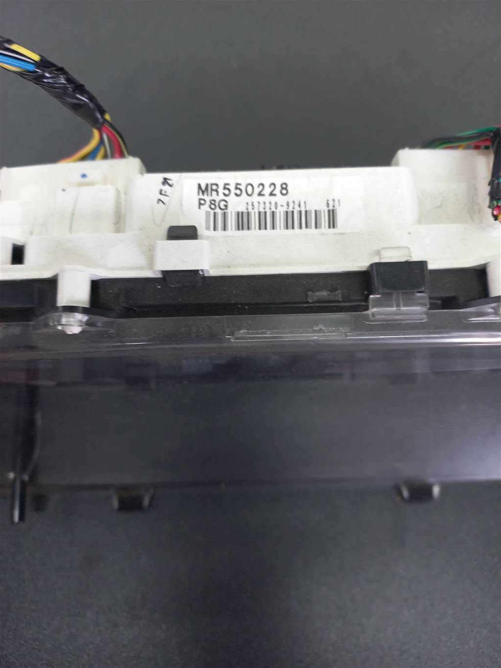 панель приборов MITSUBISHI PAJERO SPORT 3.0 AT (170 л.с.)Pajero Sport  I рестайлинг (2004—2008) Внедорожник MR550228, 2700 рублей, Москва